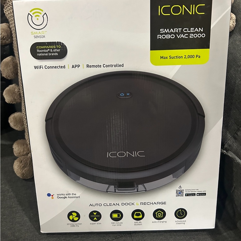 Iconic Robot Vacuum